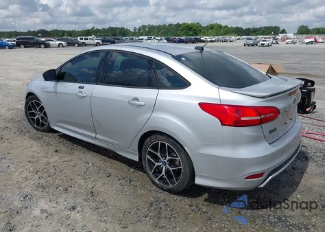 2015 Ford Focus Se from USA, damaged, VIN 1FADP3F2XFL259311